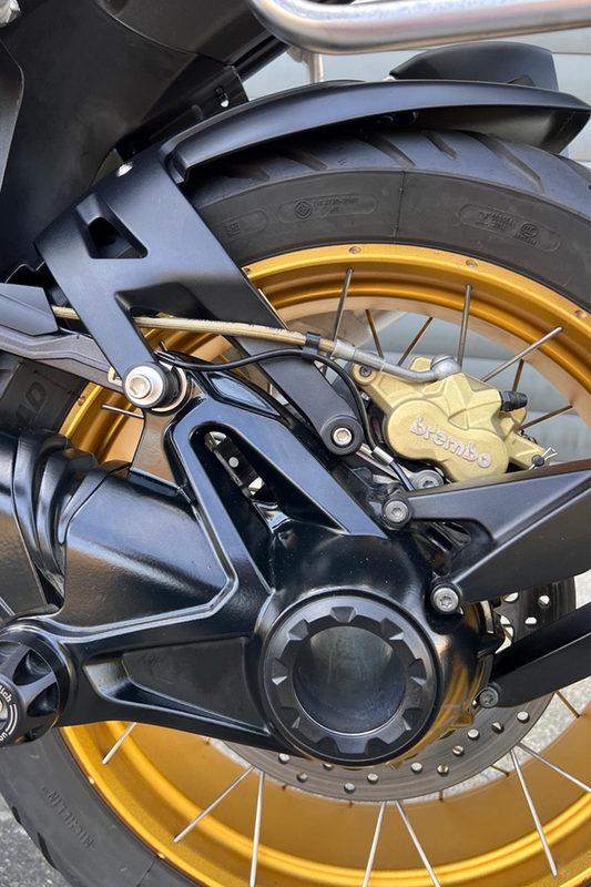 BMW  R1250GS/GSA 後輪內土除｜CNC 鋁合金噴砂霧面防泥保護套件