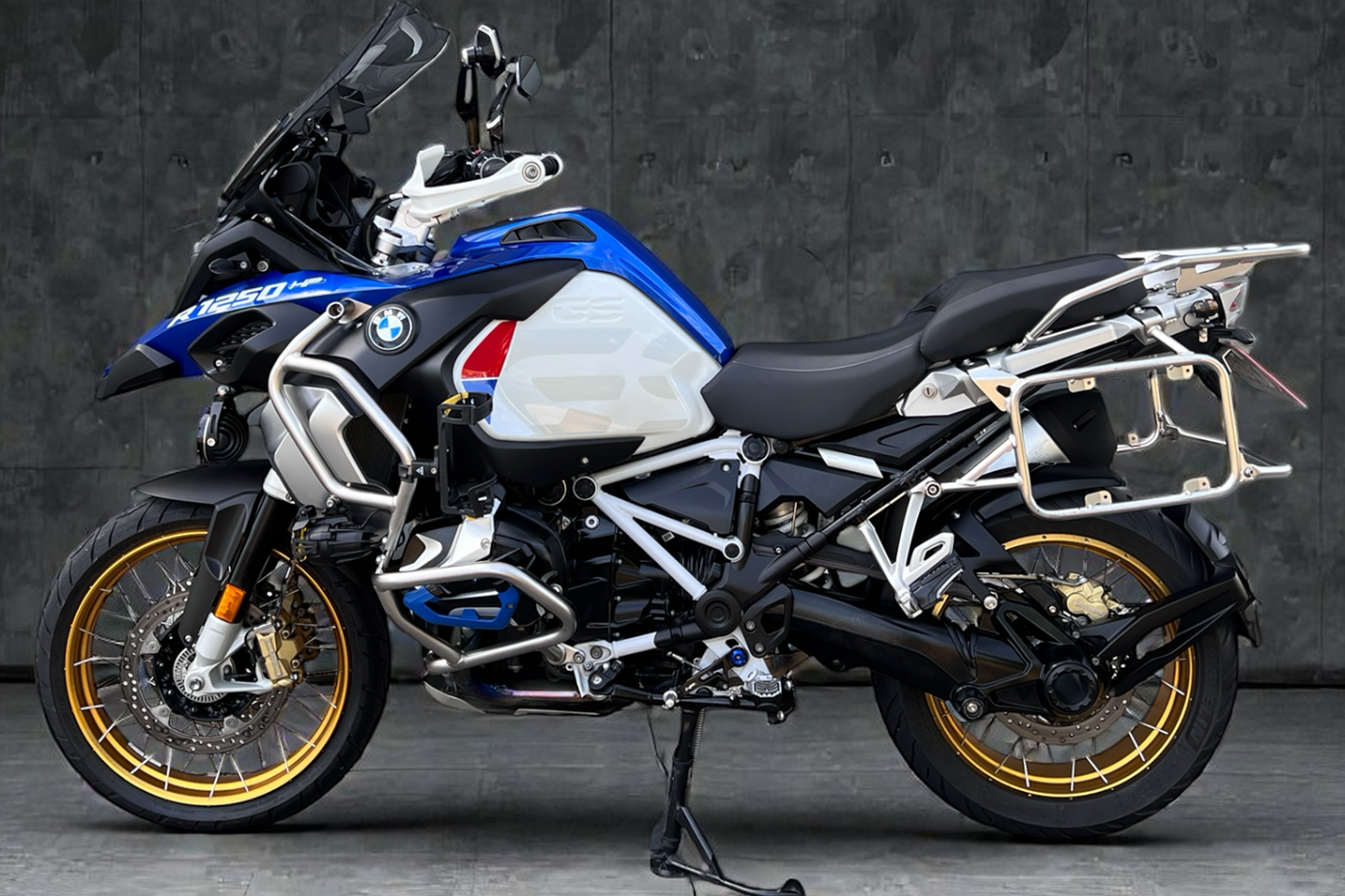 BMW  R1250GS/GSA 後輪內土除｜CNC 鋁合金噴砂霧面防泥保護套件