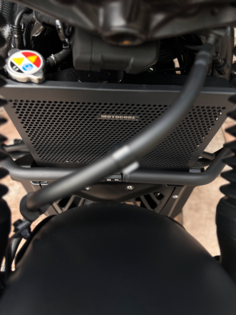 HONDA REBEL500  專用鋁合金水箱護罩｜街頭硬派版